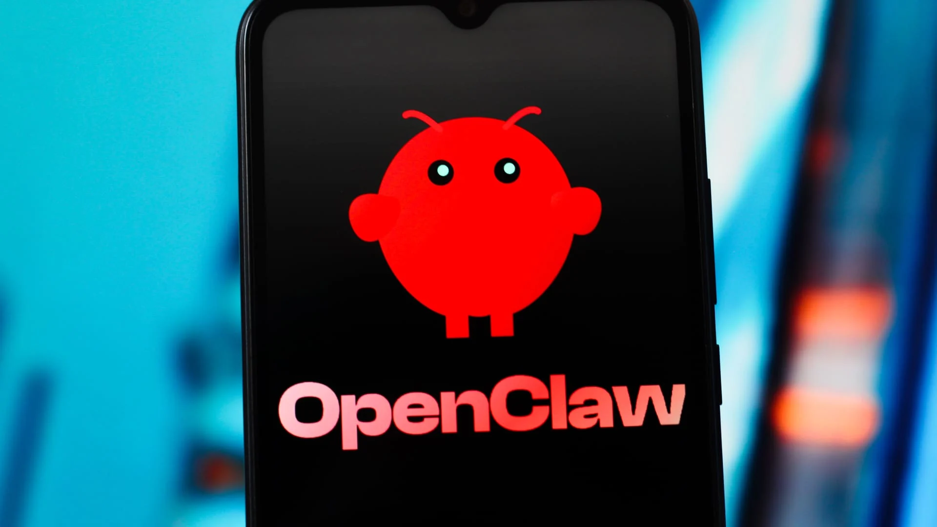 ثغرات حرجة في منصة OpenClaw تتيح اختراق أنظمة المطورين عبر رسالة WhatsApp واحدة
