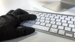 انتحال صفة كتاب برامج تلفزيونية كورية لاختراق الضحايا ونشر برمجيات خبيثة