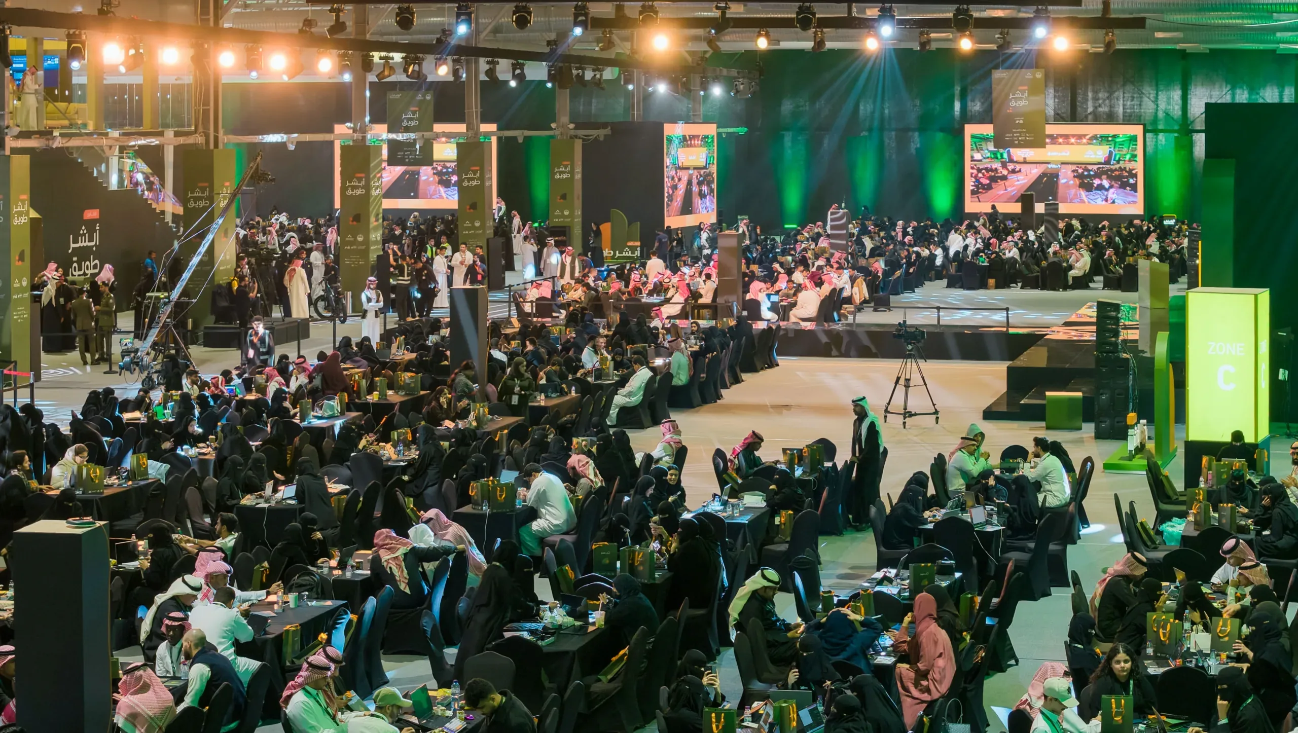 هاكاثون أبشر طويق يرسم ملامح الابتكار الوطني في أكبر تجمع تقني تنافسي عالمي