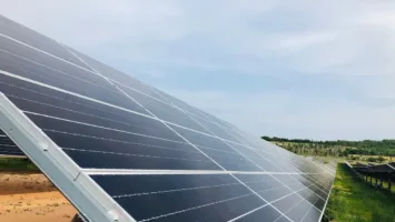 القراصنة يسيطرون على أنظمة الطاقة الشمسية عبر الإنترنت خلال دقائق