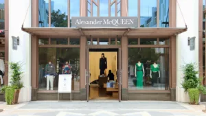 بيانات عملاء Gucci وBalenciaga وAlexander McQueen ضحية هجوم سيبراني خطير