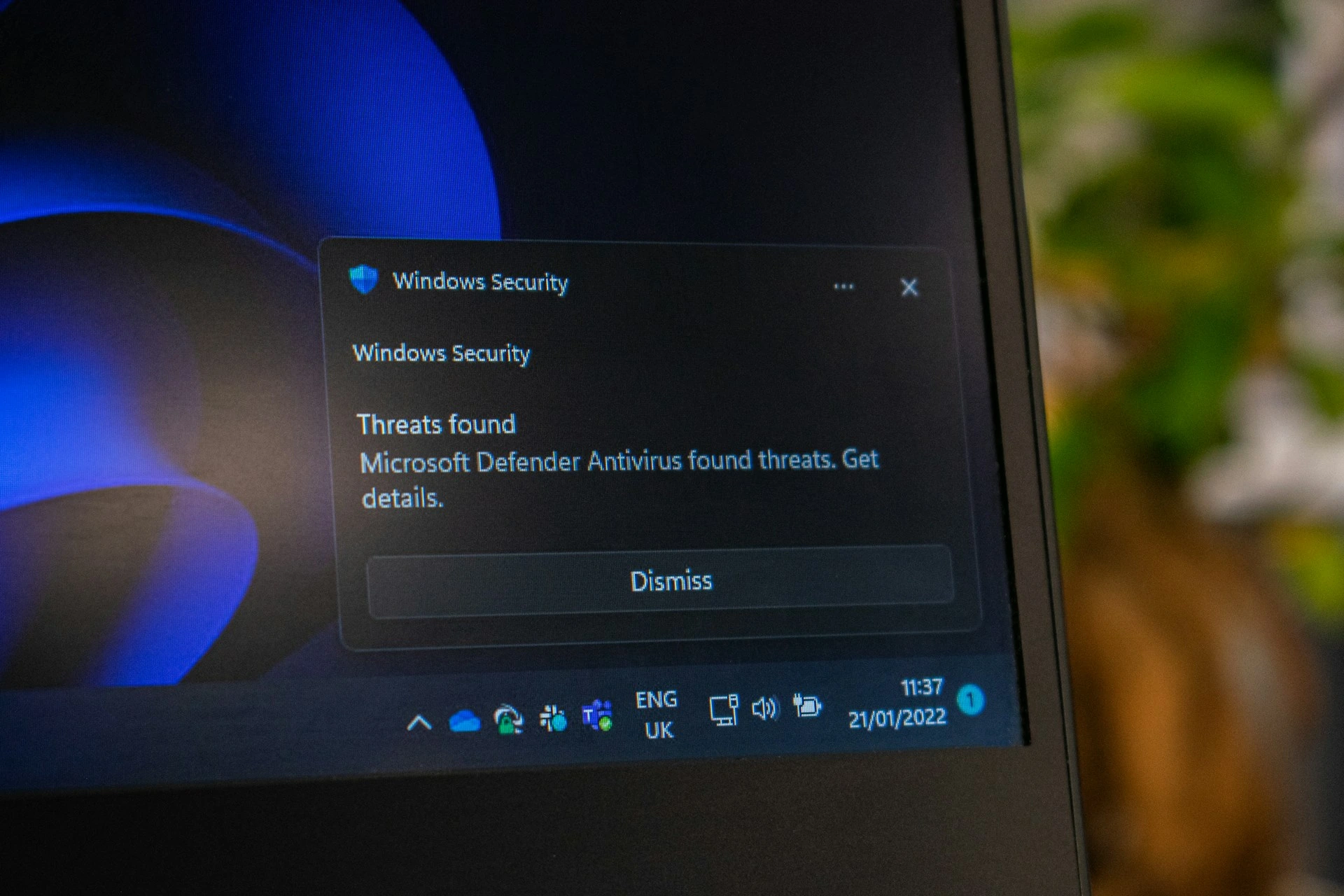 ثغرات في Microsoft Defender تتيح تجاوز التحقق وتحميل ملفات خبيثة