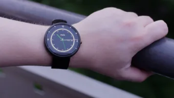 ثغرة في Google Messages على Wear OS تتيح لأي تطبيق إرسال رسائل نيابة عن المستخدم