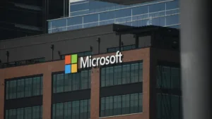 مايكروسوفت تصلح 175 ثغرة أمنية بينها ثغرتان تستغلان في هجمات فعلية