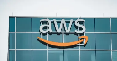 ثغرة خطيرة في AWS ECS تمكّن الحاويات من اختطاف أدوار IAM دون كسر العزل